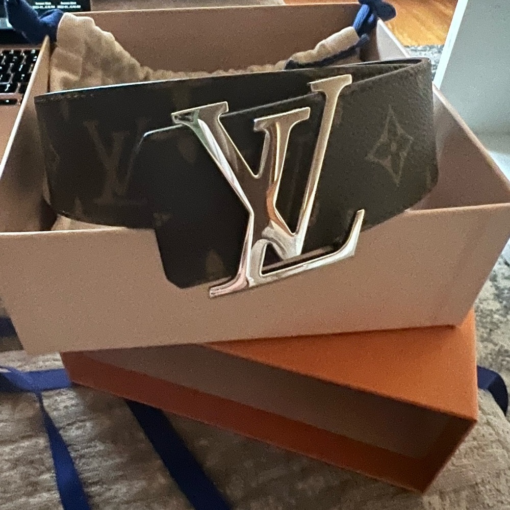 Louis Vuitton brown monogram reversible belt size 95